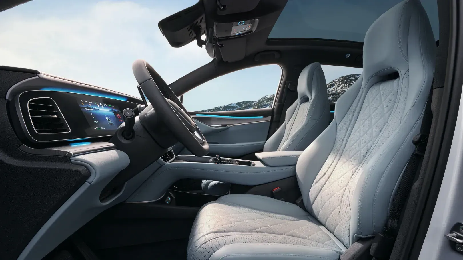 Heller Innenraum des BYD Sealion 7